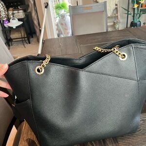 Michael Kors Elegant Black Tote Bag with Gold Accents